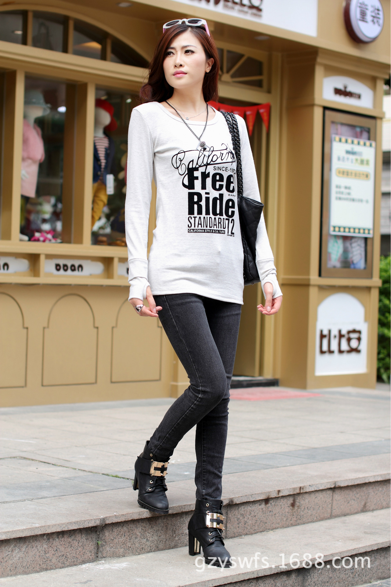 秋冬新潮韓風(fēng)，雅夢長袖T恤——修身打底，時(shí)尚與溫暖兼得